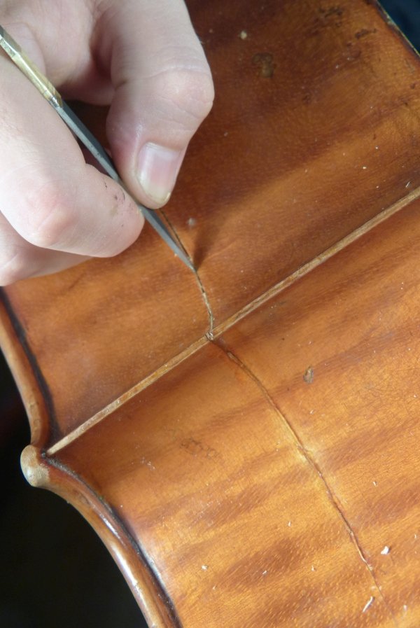 Random details from restoring Robert Laumann 1896 cello in 2015-2016